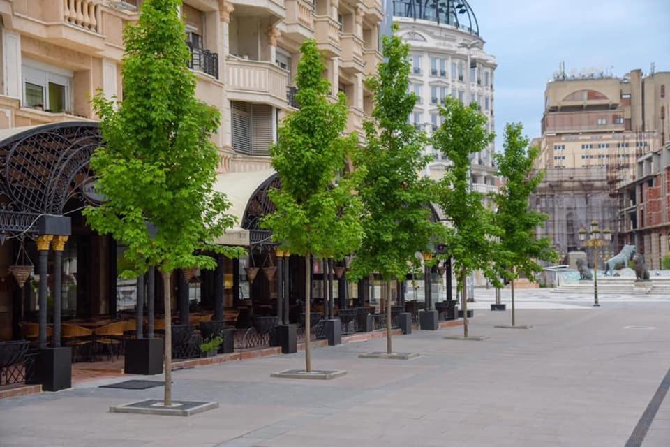 Skopje City Square View Eksteriør bilde